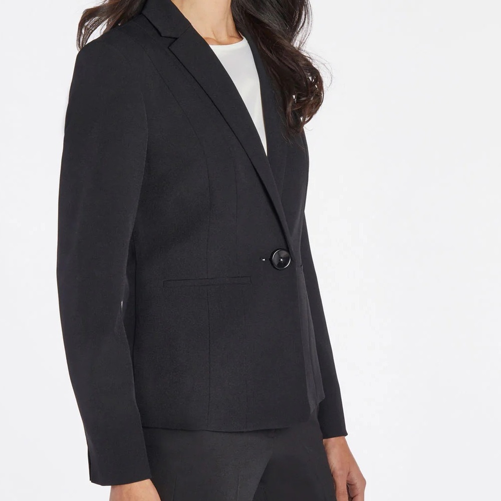 Kasper Women's Black Blazer